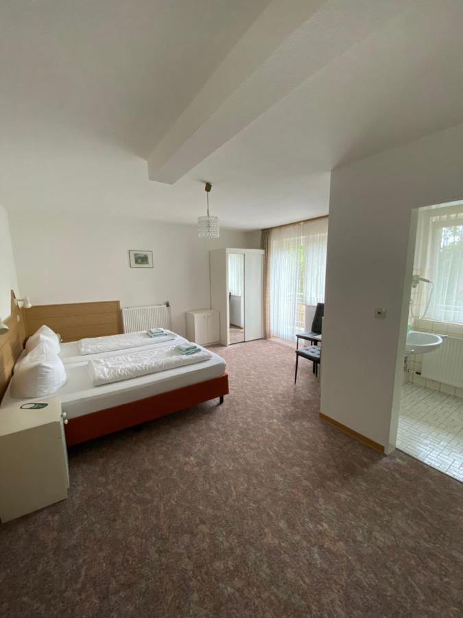 Hotel Seehaus Horn-Bad Meinberg Exterior photo